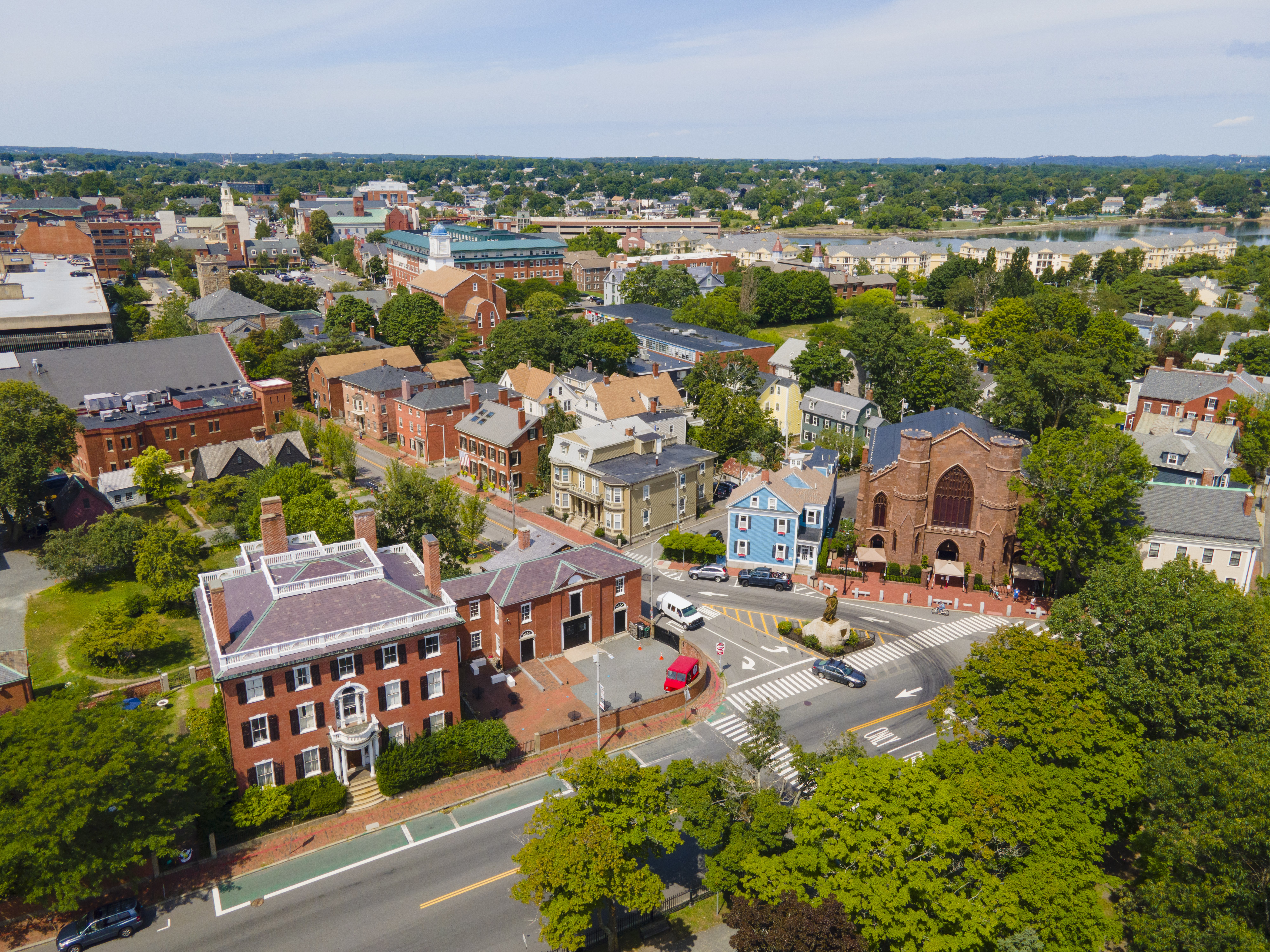Salem, Mass., to See Citywide Fiber-Optic Network Buildout - Vimarsana News