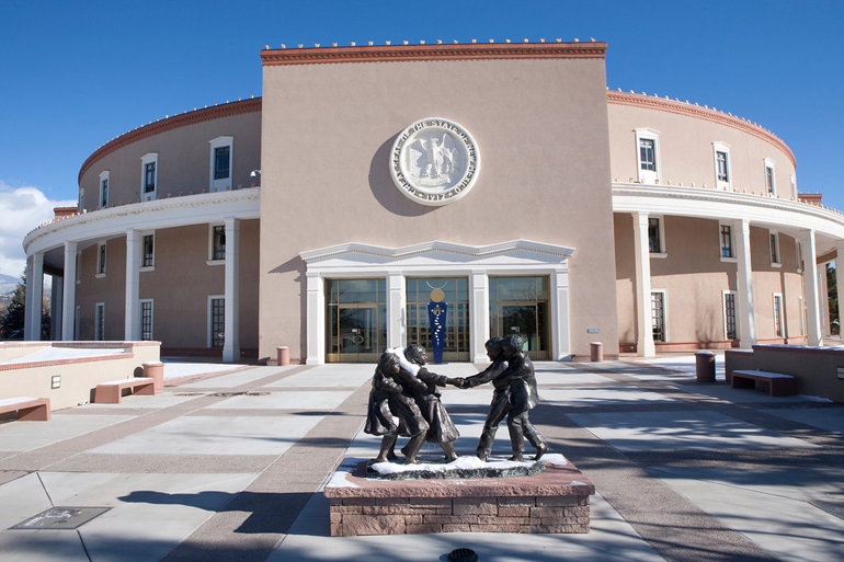 Judge Orders New Mexico to Expedite Delivery of School Tech - Vimarsana News